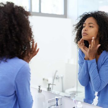 04_surefire_get_rid_acne_consider_retionol_routine_Squaredpixels