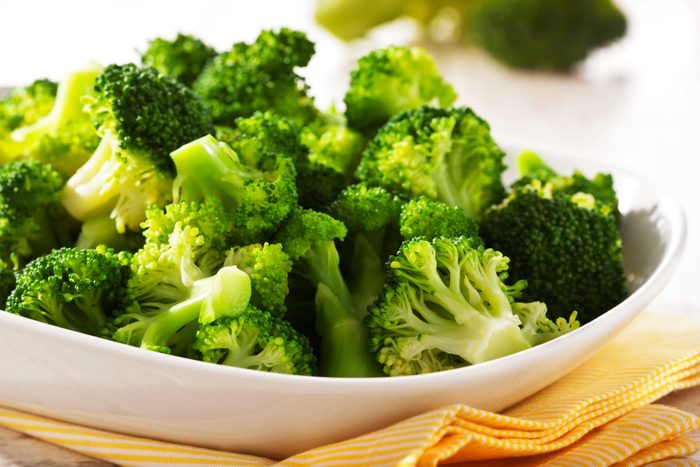 plate of broccoli