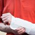 Wrist Pain? 8 Ways to Treat Carpal Tunnel Syndrome