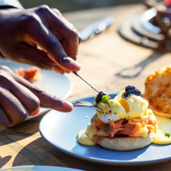 things_mindful_eaters_do_Every_meal_savor_food