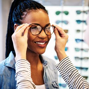 things_know_before_buy_glasses_online_gauge_fit